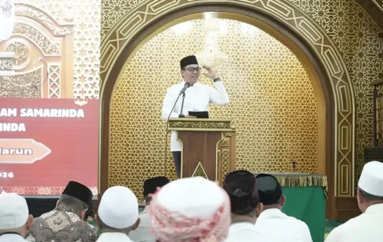 Masjid Raya Darussalam Samarinda, Ikon Religi Bergaya Timur Tengah